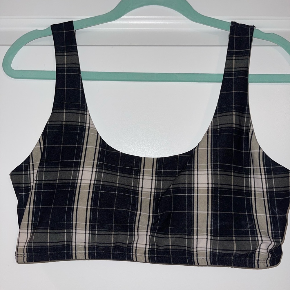 PLAID CROPPED TOP